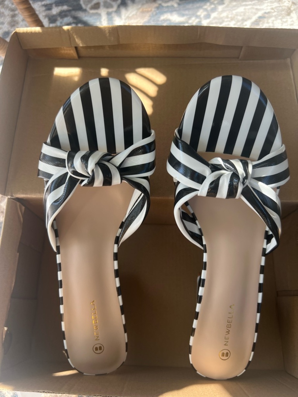 NIB Striped Heels Sandals Chunky Heels Size 9